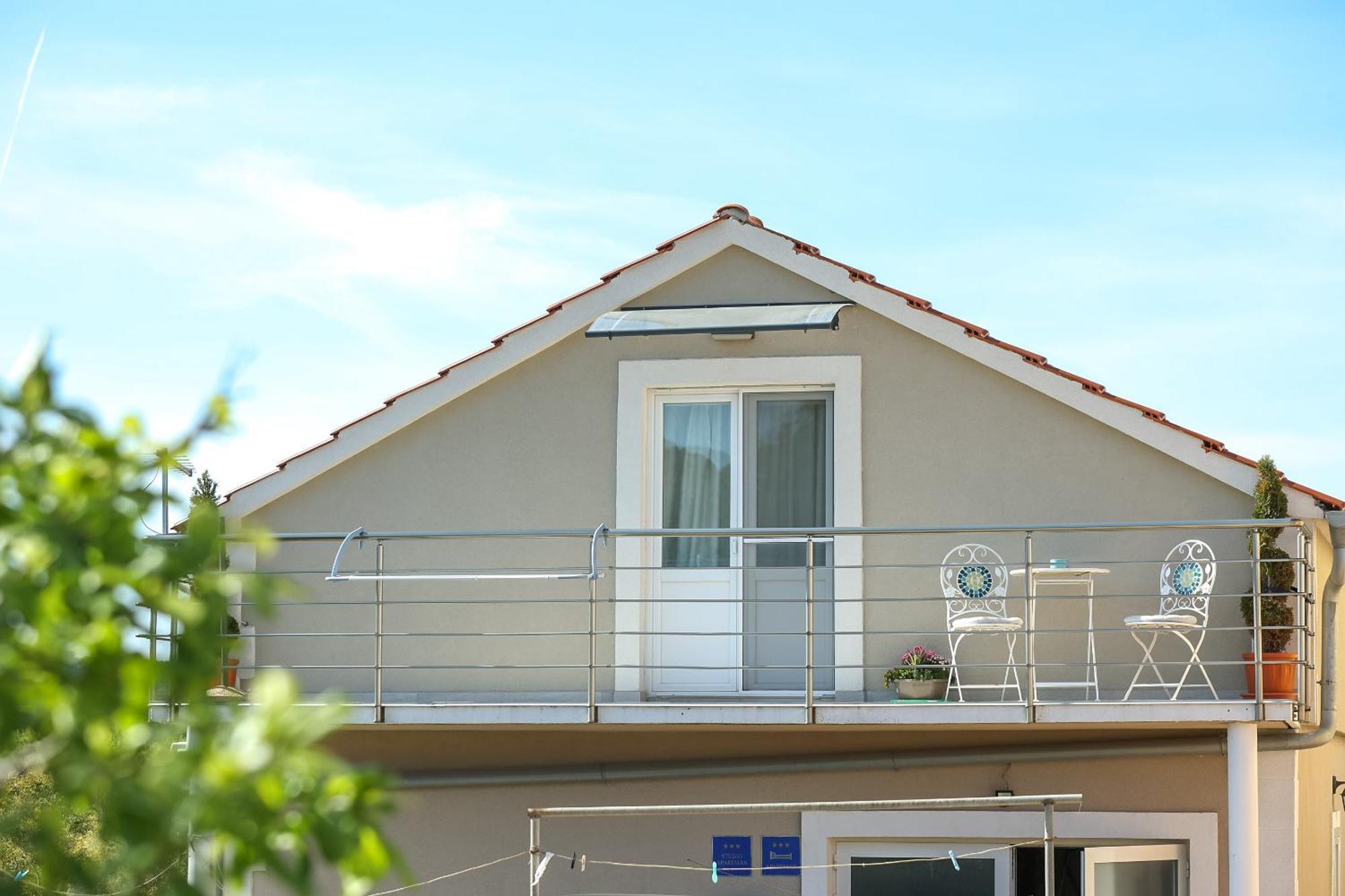 Z&A Studio Apartment With Parking Božava 外观 照片
