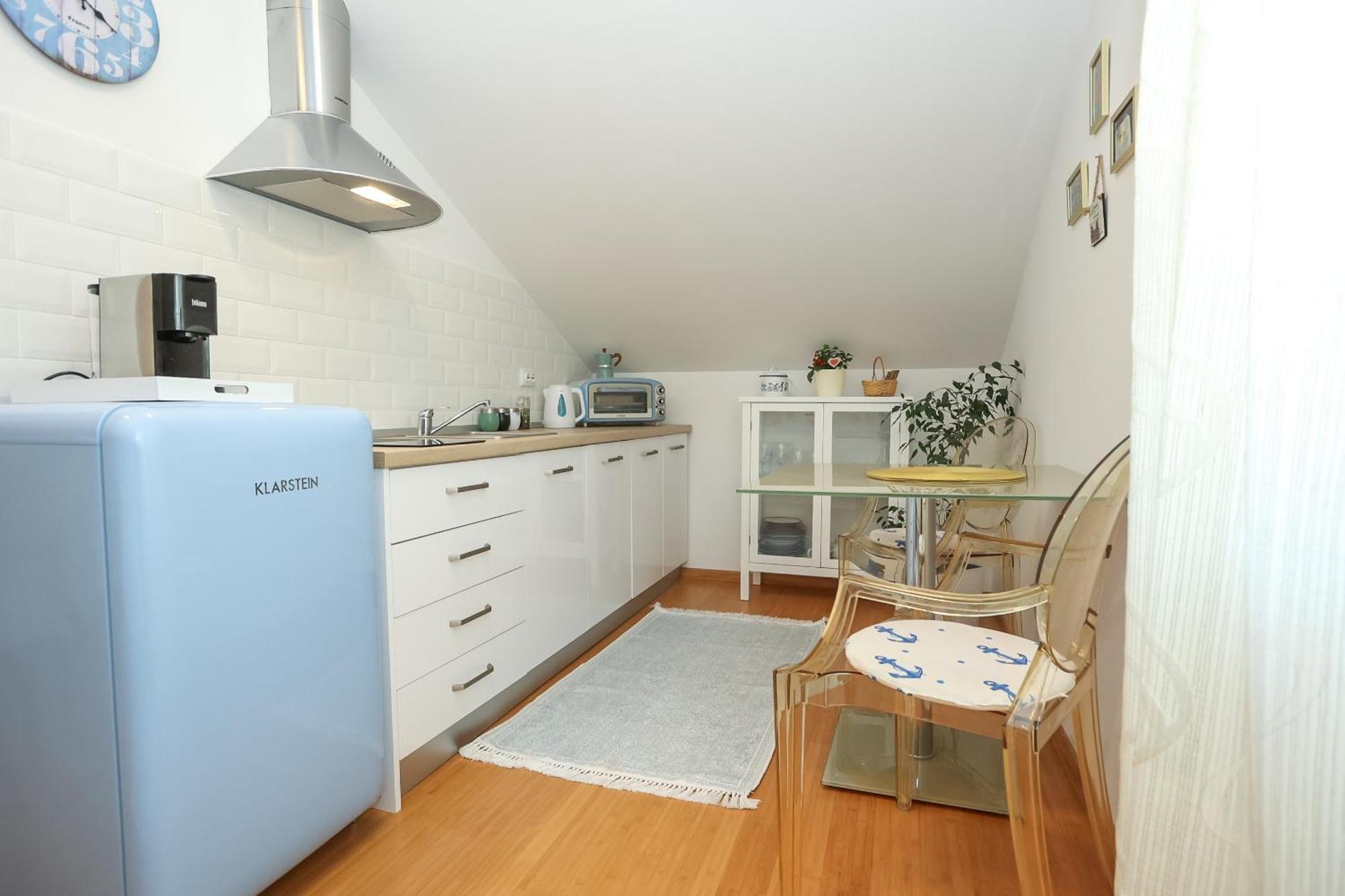 Z&A Studio Apartment With Parking Božava 外观 照片
